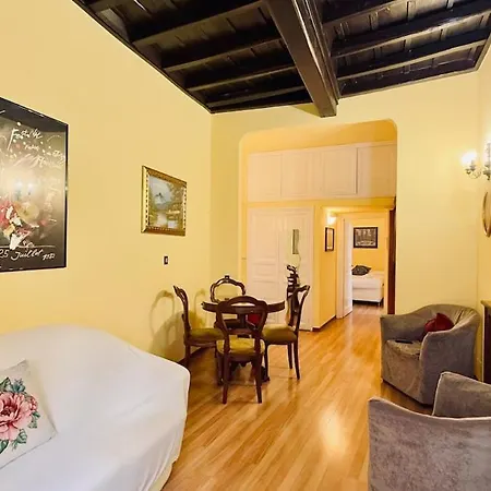 Historic By The Pantheon Apartamento *